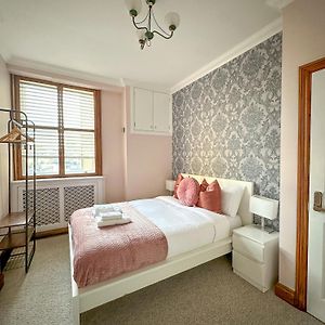 Fulham Rooms